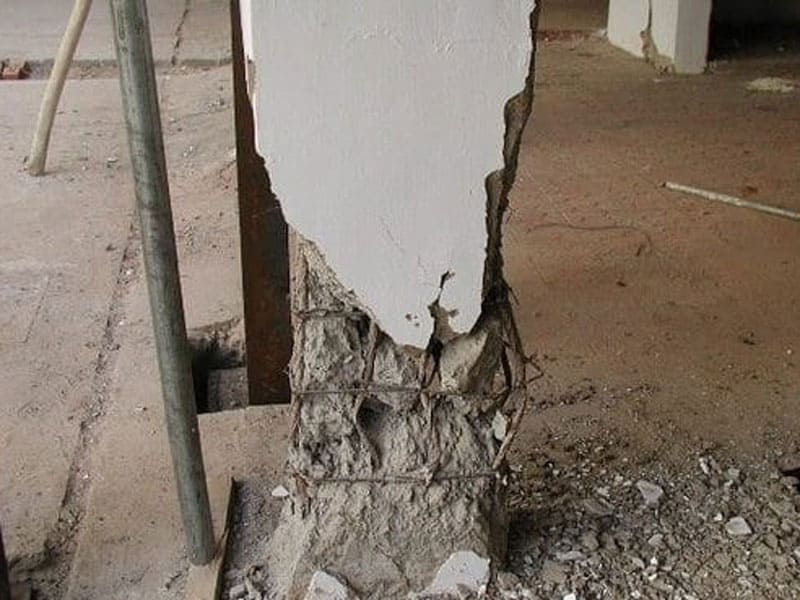Broken Column on your house meaning